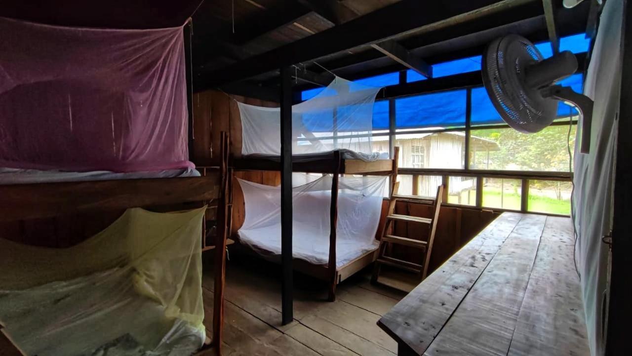 Hospedaje Y Tours Reina Arriera Amazonas Colombia Macedonia Exterior photo
