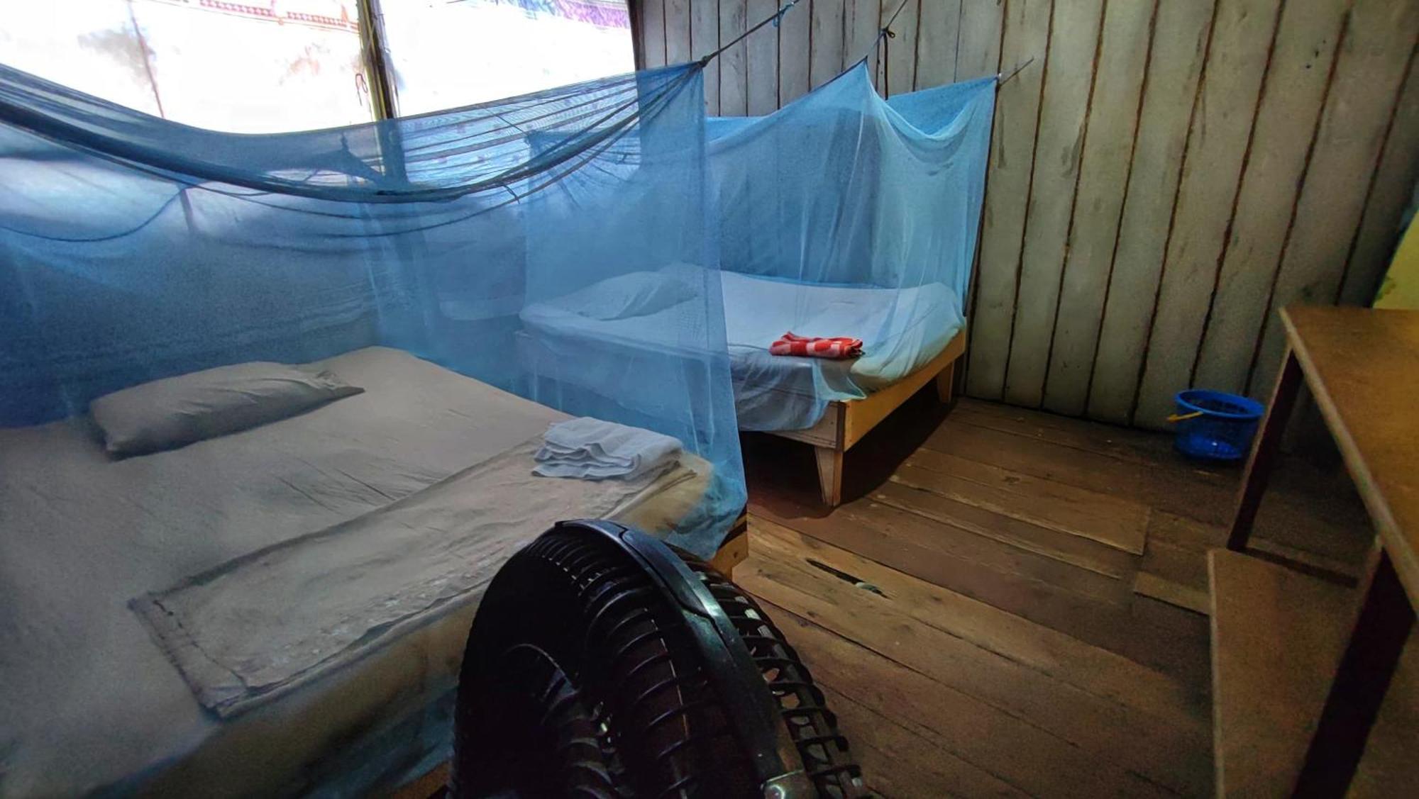 Hospedaje Y Tours Reina Arriera Amazonas Colombia Macedonia Exterior photo
