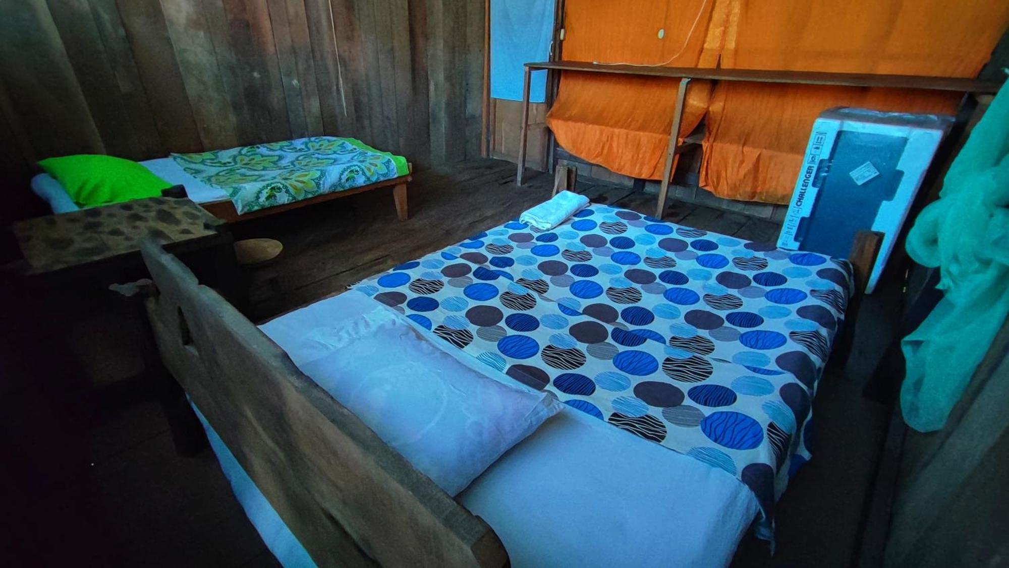Hospedaje Y Tours Reina Arriera Amazonas Colombia Macedonia Exterior photo